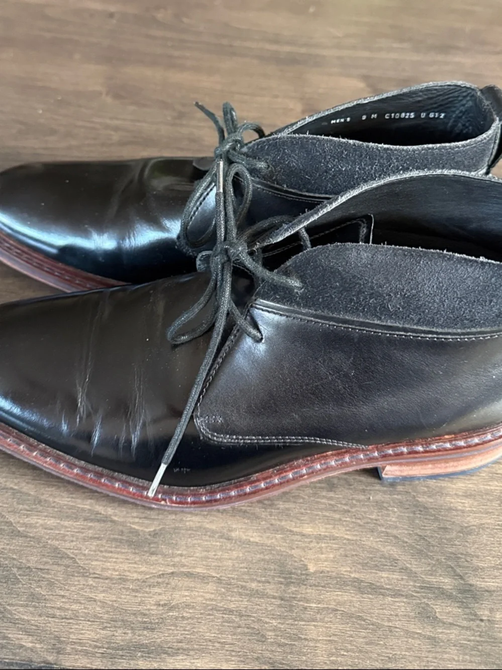 Cole Haan Nike Air Men's Black Leather Chukka Boots. Missing inner sole